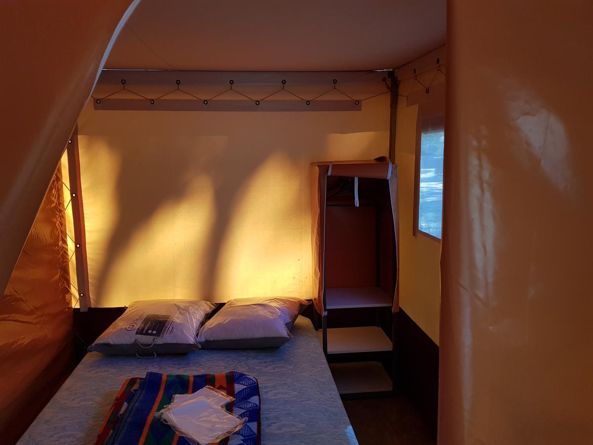 Camping De Graniers Monoblet Exterior photo